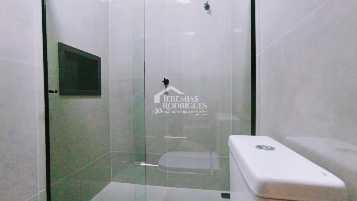 Casa à venda com 3 dormitórios no Condomínio Pérola do Vale em Tremembé/SP.