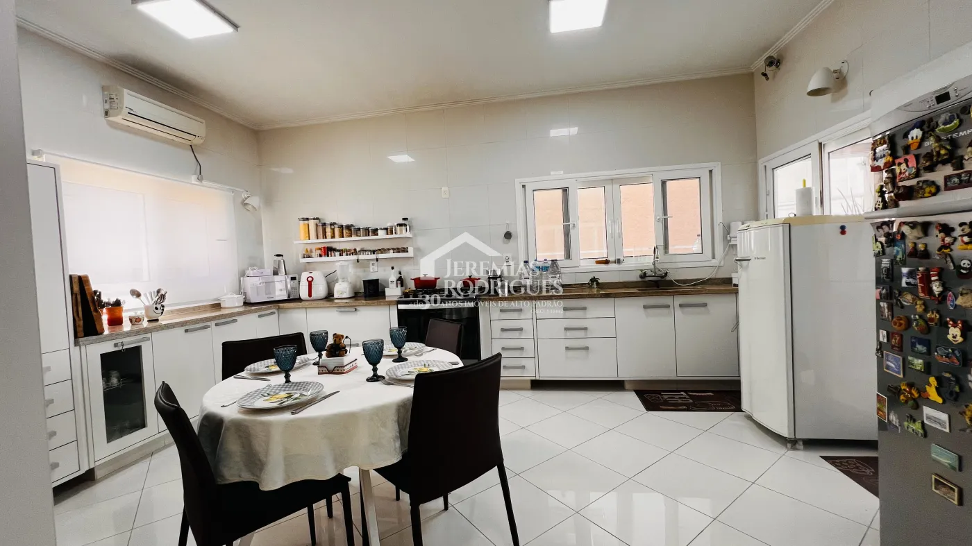 Casa com 4 suítes, 441 m² - Condomínio Taubaté Village - Taubaté/SP.