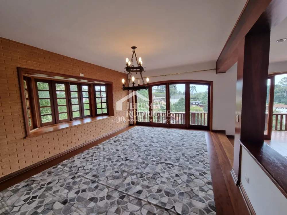 Casa com 6 dormitórios, 650 m² - Vila Inglesa - Campos do Jordão/SP