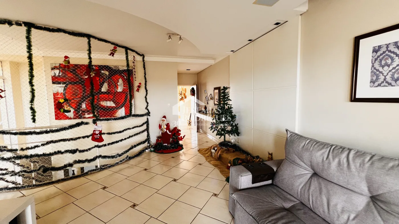 Casa com 4 dormitórios, 394 m² - Alto São Pedro - Taubaté/SP.