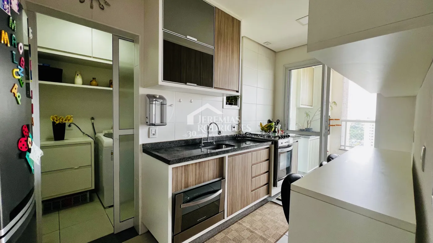 Apartamento à venda com 3 suítes, 146 m² no Edifício Vert Residence em Taubaté/SP