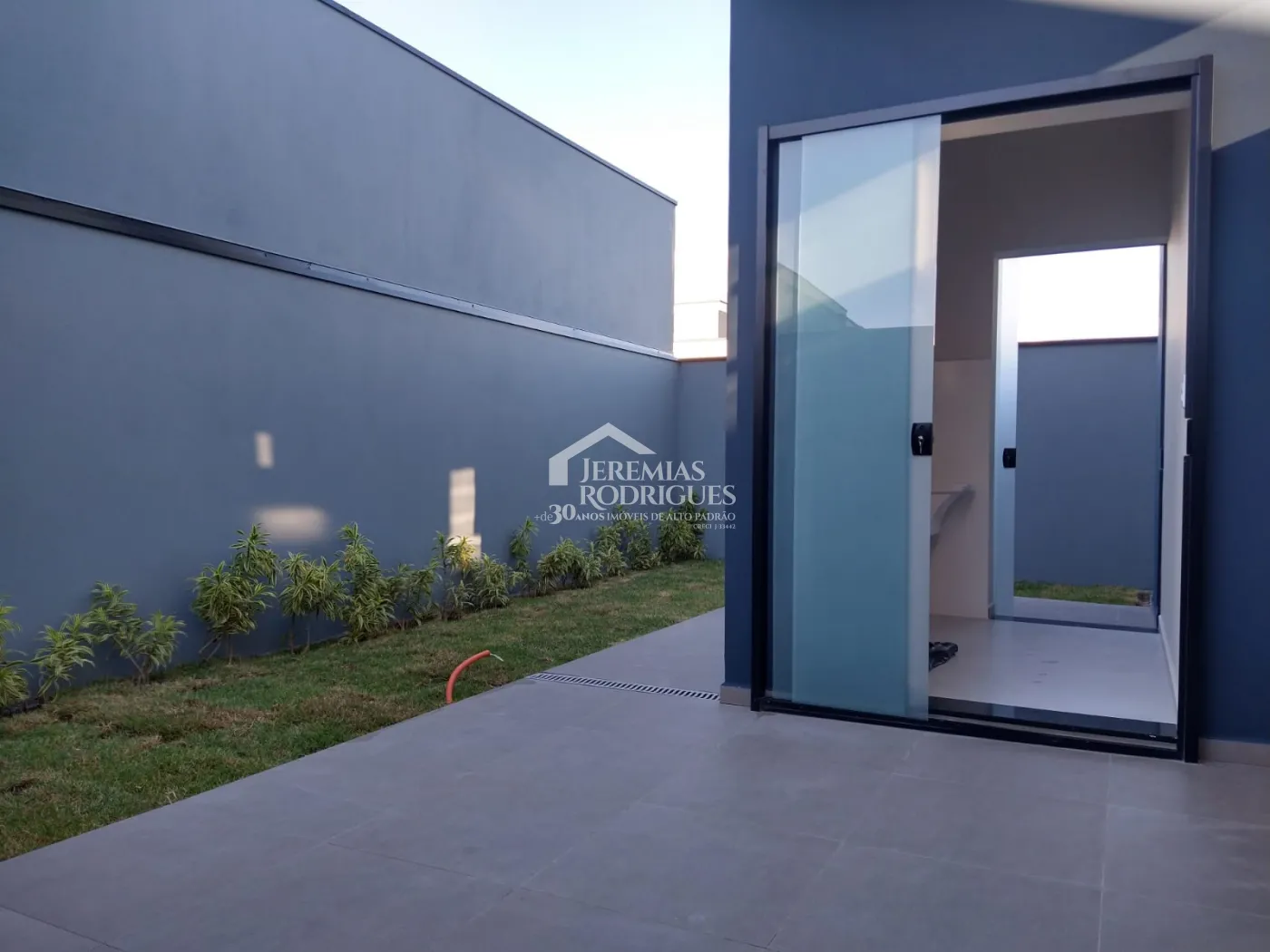 Casa à venda com 2 dormitórios no Condomínio Barão de Tremembé em Tremembé/SP