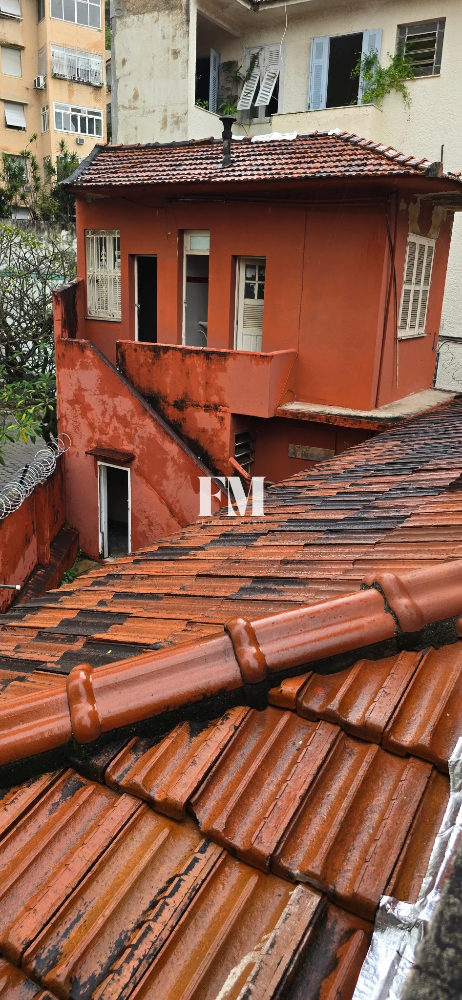 Residência Exclusiva em Centro de Terreno em Laranjeiras - foto 61