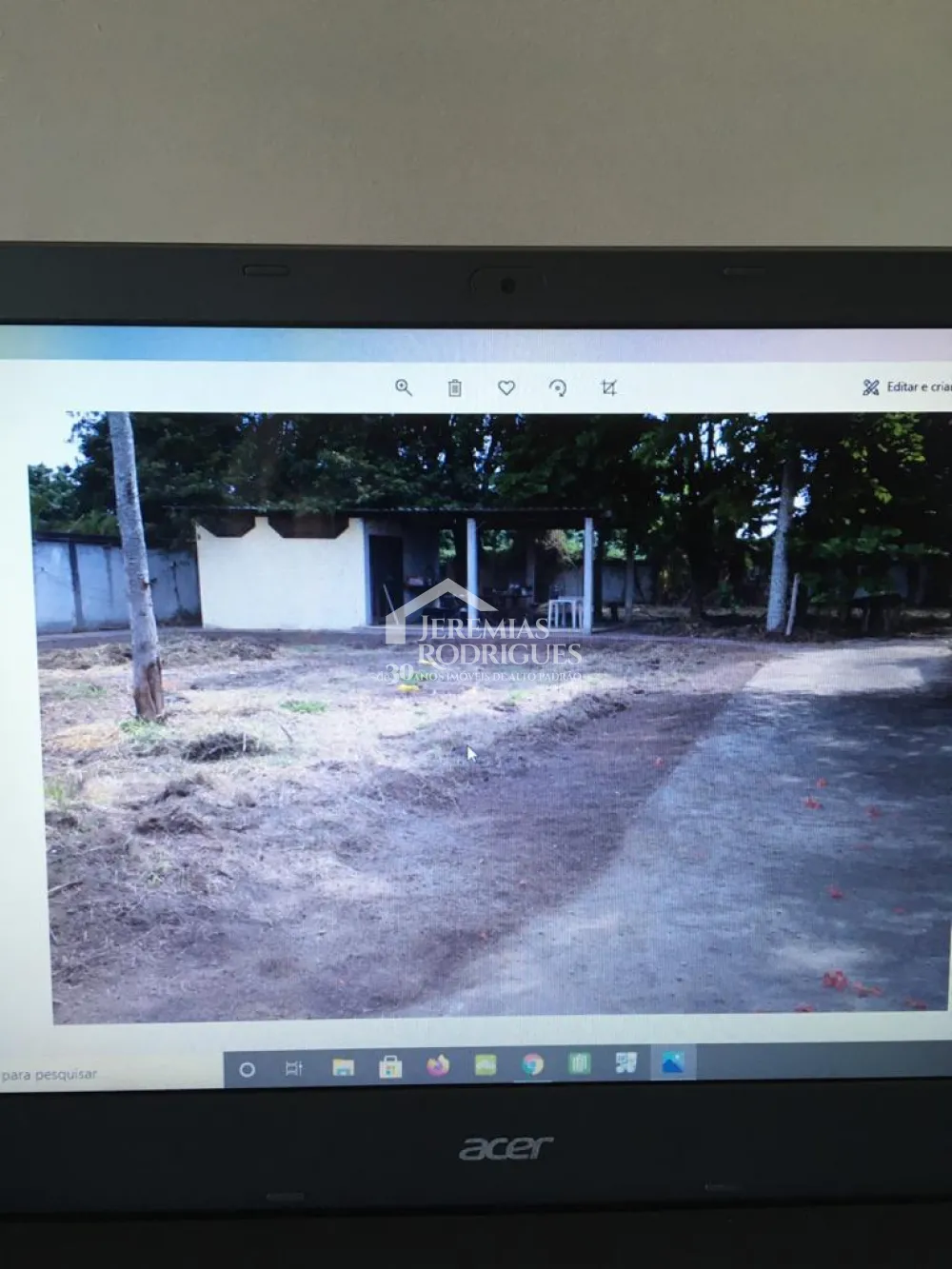 Terreno Área - Quiririm Residencial ou Comercial para Venda em Taubaté