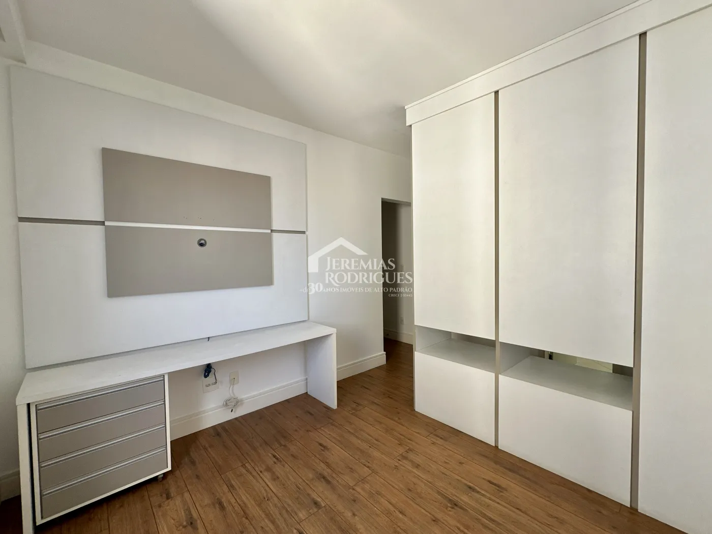 Apartamento com 3 suítes, 130 m² - Edifício Figueiras - Taubaté/SP