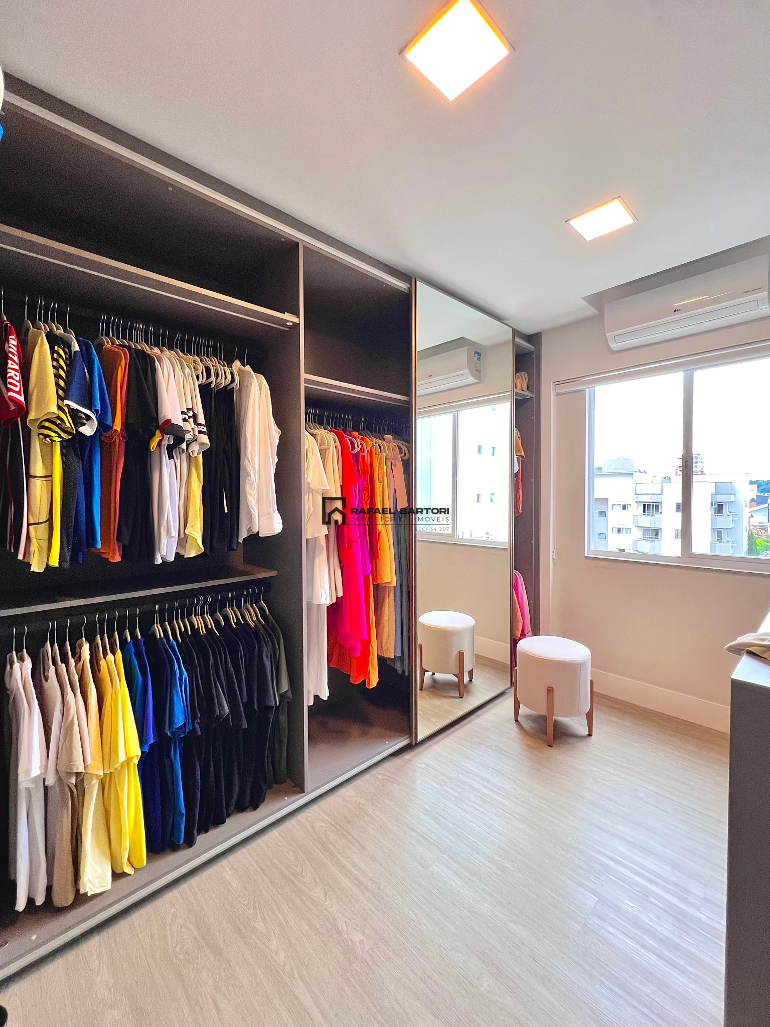APARTAMENTO MOBILIADO NA VILA NOVA