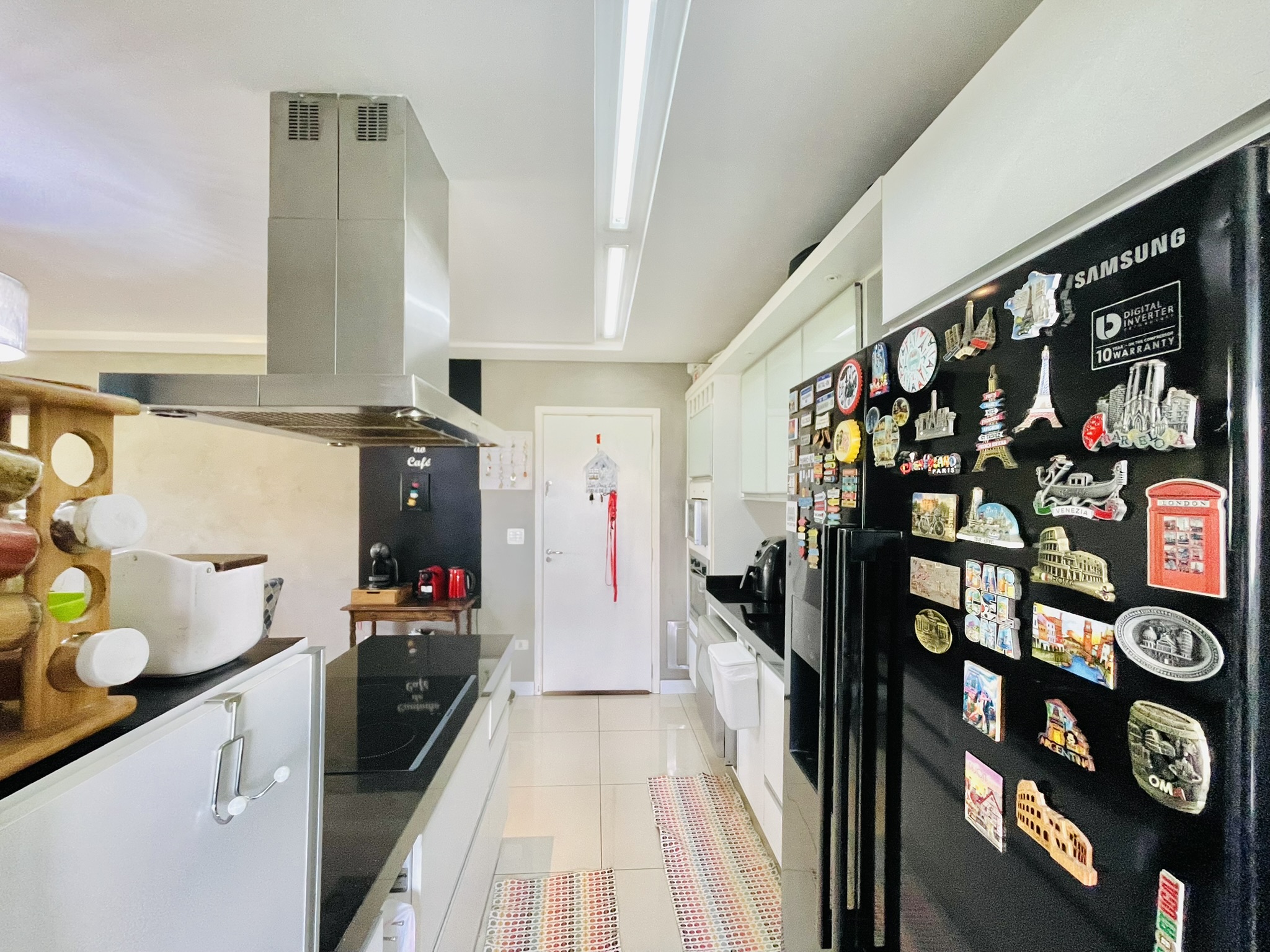 Apartamento à venda com 3 dormitórios, 82 m² no Condomínio Cyan em Taubaté/SP. 