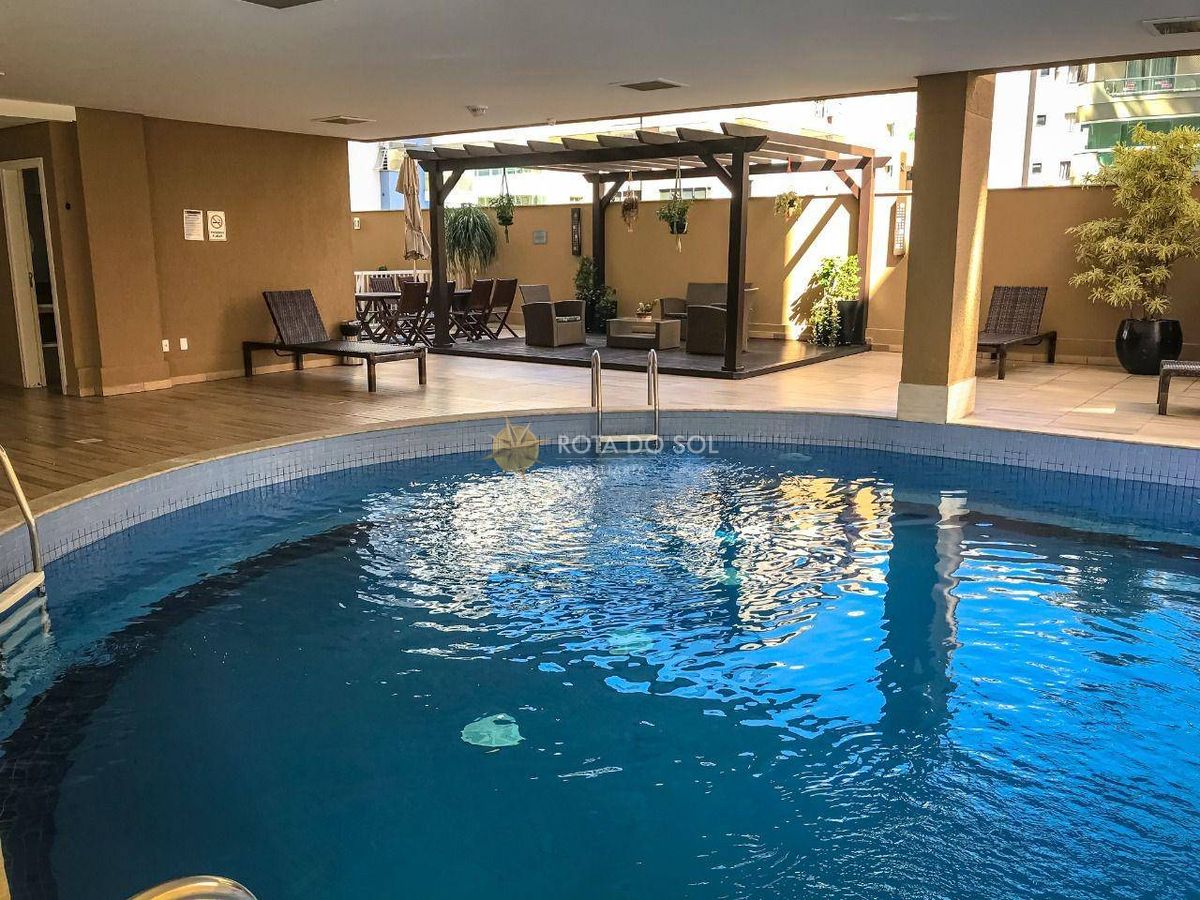 Luana Delagnello Apartamento 4 Suítes Meia Praia Itapema SC