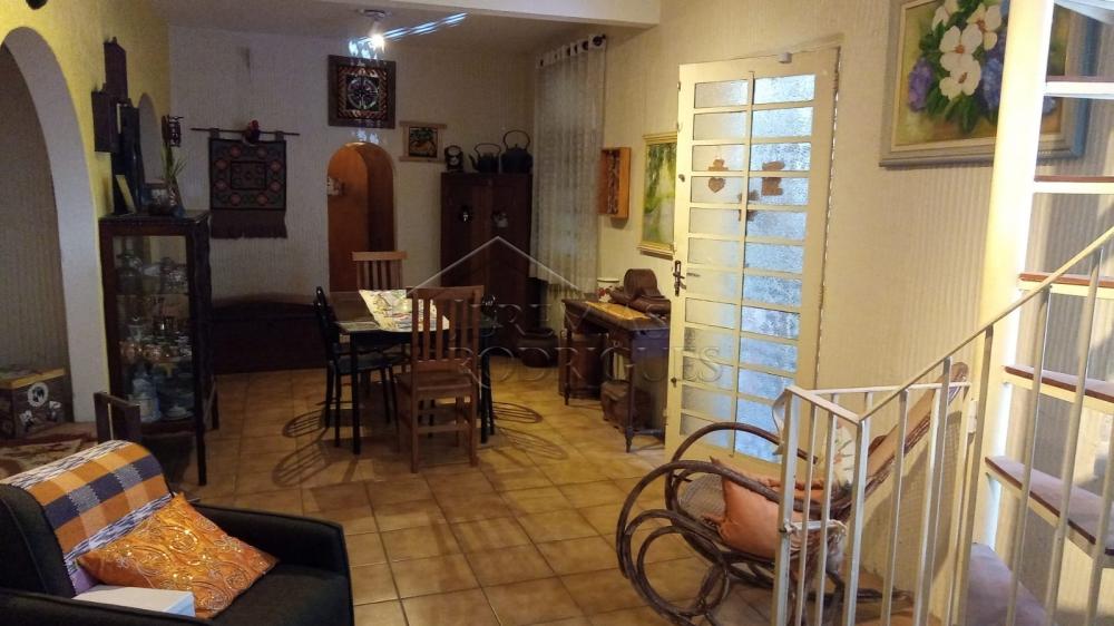 Casa com 3 quartos, 260 m², à venda por R$ 1.200.000- Centro - Taubaté/SP
