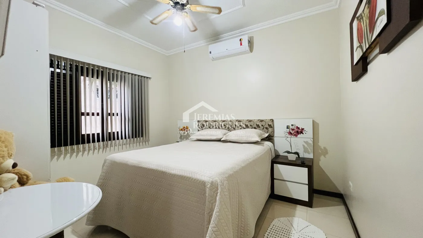 Sobrado com 3 dormitórios, 291 m² - Condomínio Jardim das Hortênsias - Taubaté/SP