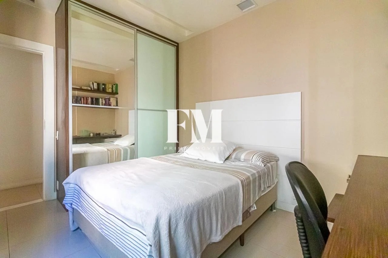 Copacabana! Magnífico Duplex Reformado de 156m² com 2 Vagas na Rua Miguel Lemos - foto 33