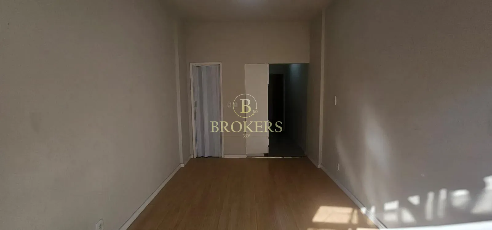 Sala a venda, Rua Visconde de Pirajá - Ipanema. Sala com 32m² Melhor trecho da rua. — foto 14