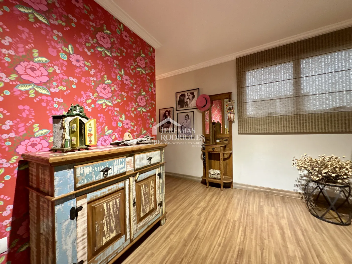 Apartamento com 2 dormitórios, 171 m² - Edifício Solar dos Juritis - Taubaté/SP.