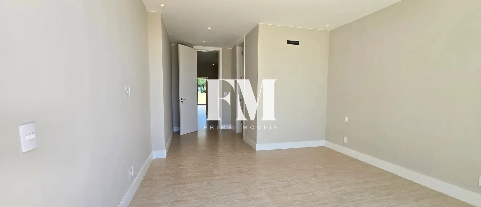 Cobertura linear, toda modernizada à venda no Leblon, São 460m², 4 suítes, vista indevassável! - foto 43