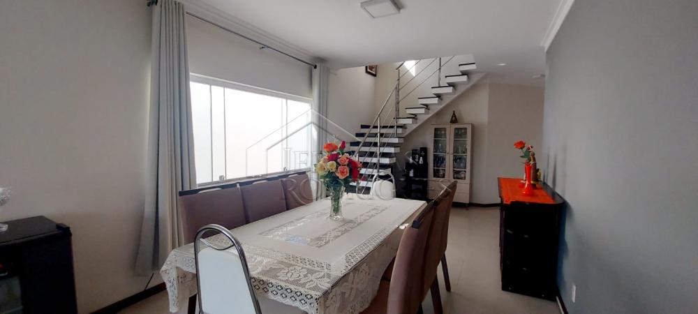 Casa à venda por R$ 1.060.000,00 - Taubaté/SP