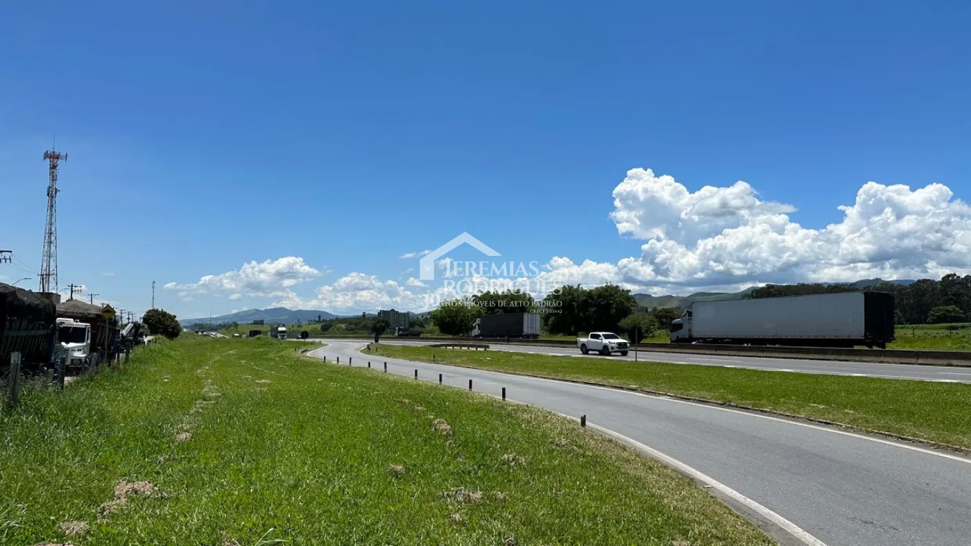 Terreno comercial de 123000 m² para alugar por R$ 30.000,00 - Pindamonhangaba/SP