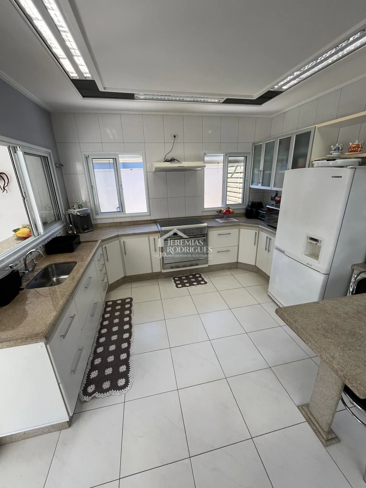 Casa à venda no Condomínio Colonial Village I em Pindamonhangaba/SP