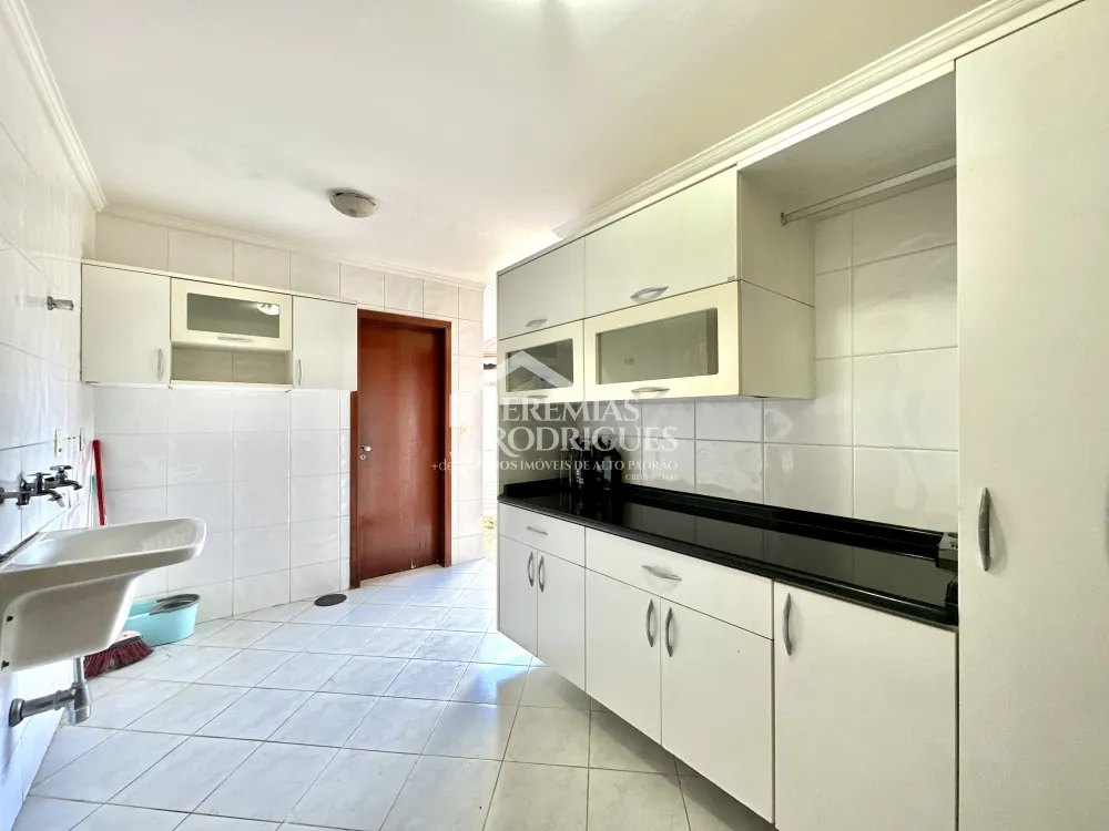 Casa com 4 quartos, 617 m² - Condomínio Taubaté Village - Taubaté/SP