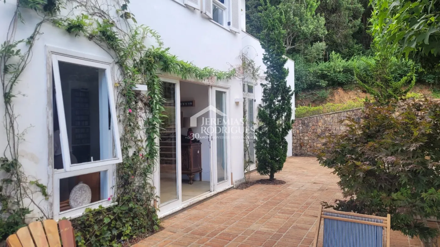 Casa para locação com 5 suítes no bairro Loteamento Por do Sol em Campos do jordão/SP