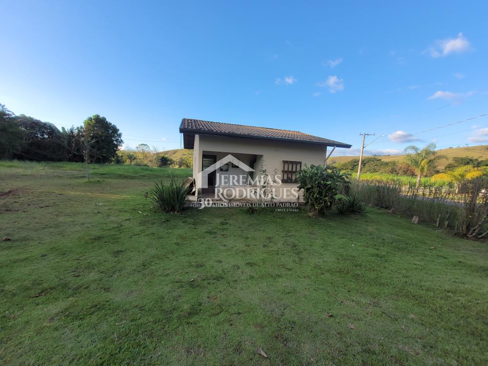 Sítio á venda no Jardim Sandra Maria em Taubaté/SP