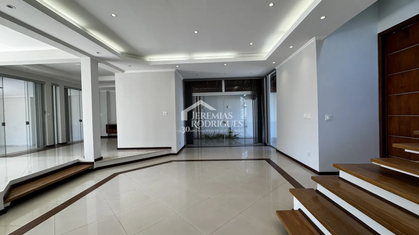 Casa para venda com 4 suítes no Condomínio Real Ville em Pindamonhangaba/SP