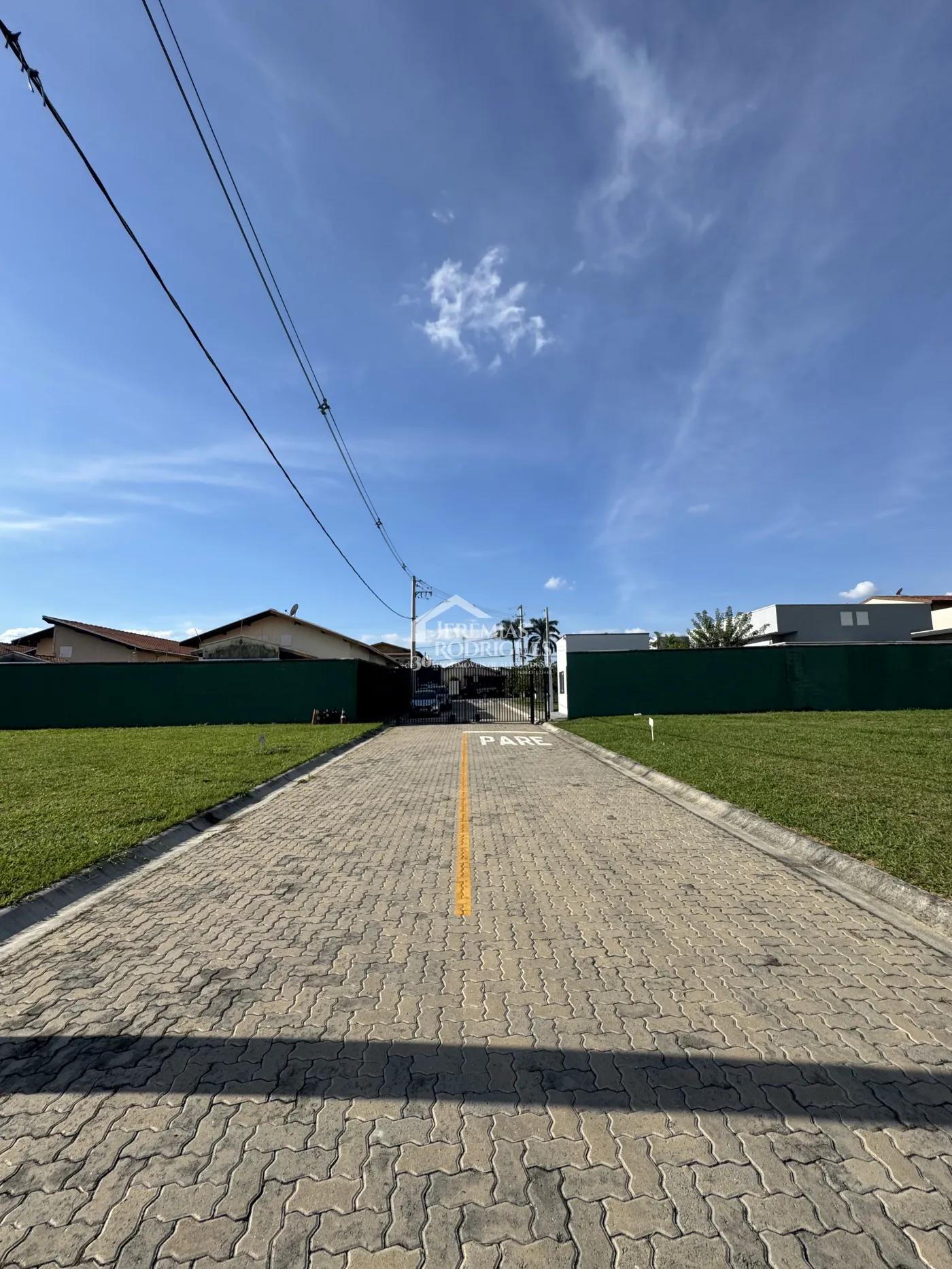Terreno à venda com 250 m² no Condomínio Jardim Secreto em Tremembé/SP