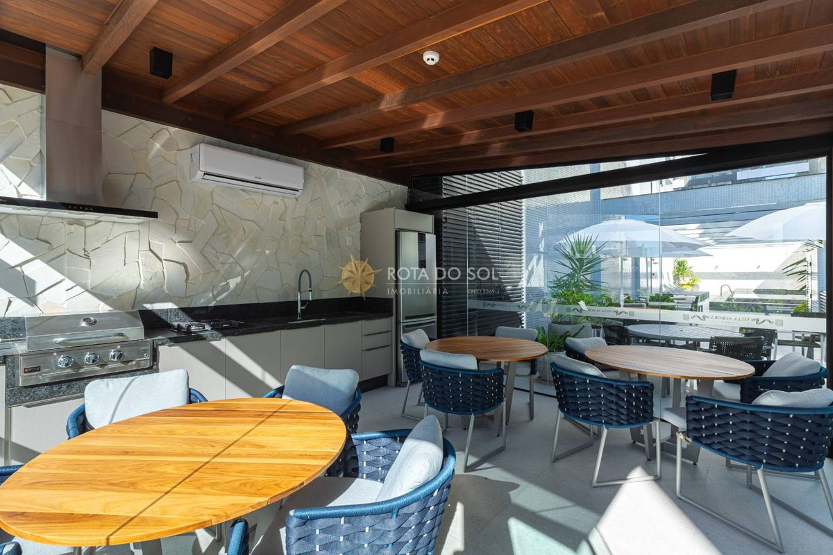 Residencial Villa Aurora Apartamento 3 Suítes e 2 Vagas em Meia Praia Itapema SC