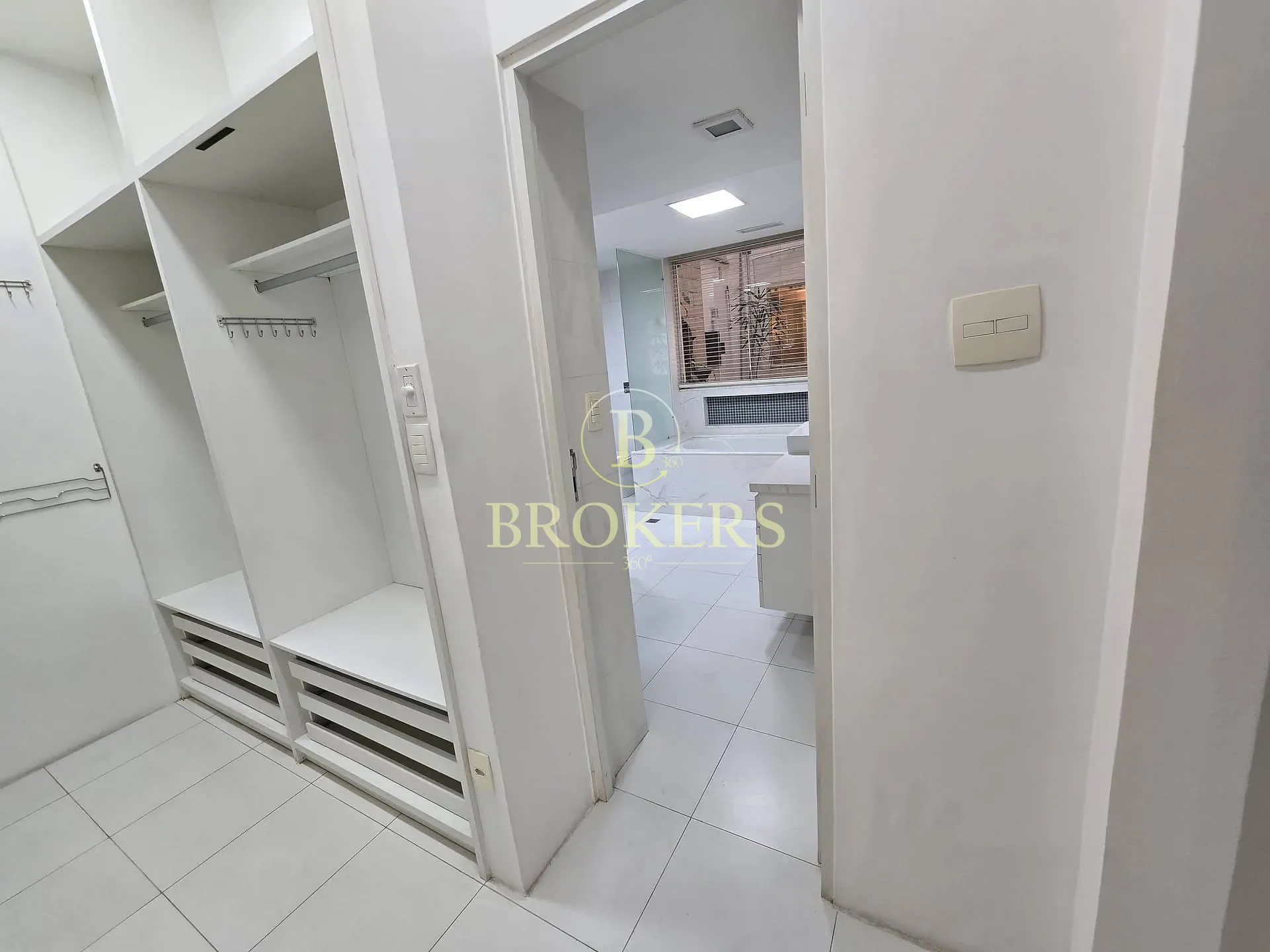 Apartamento garden à venda, Praia do Flamengo, varanda interna, salão em múltiplos ambientes, 3 qua