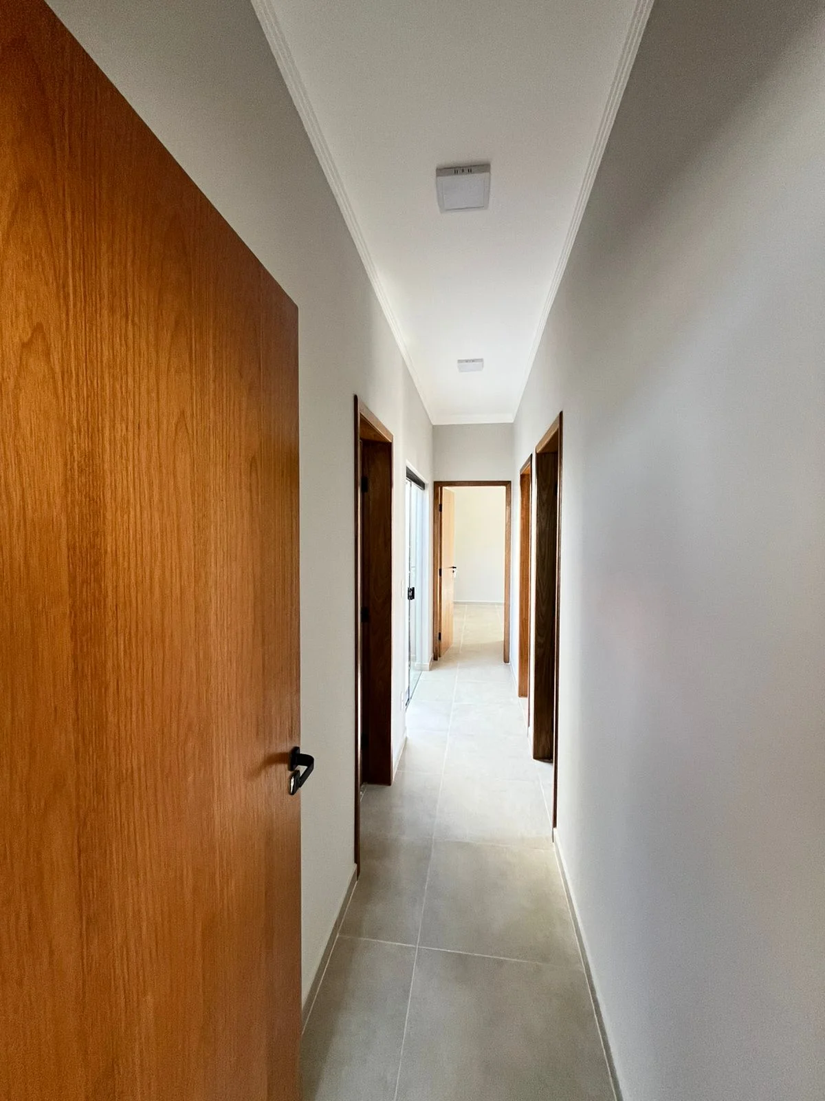 Casa à venda no Santa Clara – 3 quartos, suíte, área gourmet | Pindamonhangaba