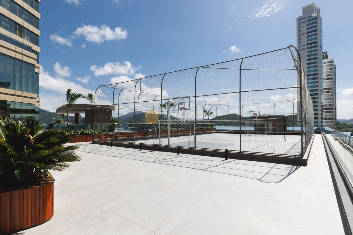 Yachthouse Apartamento Alto Padrão 4 Suítes no Centro de Balneário Camboriú SC