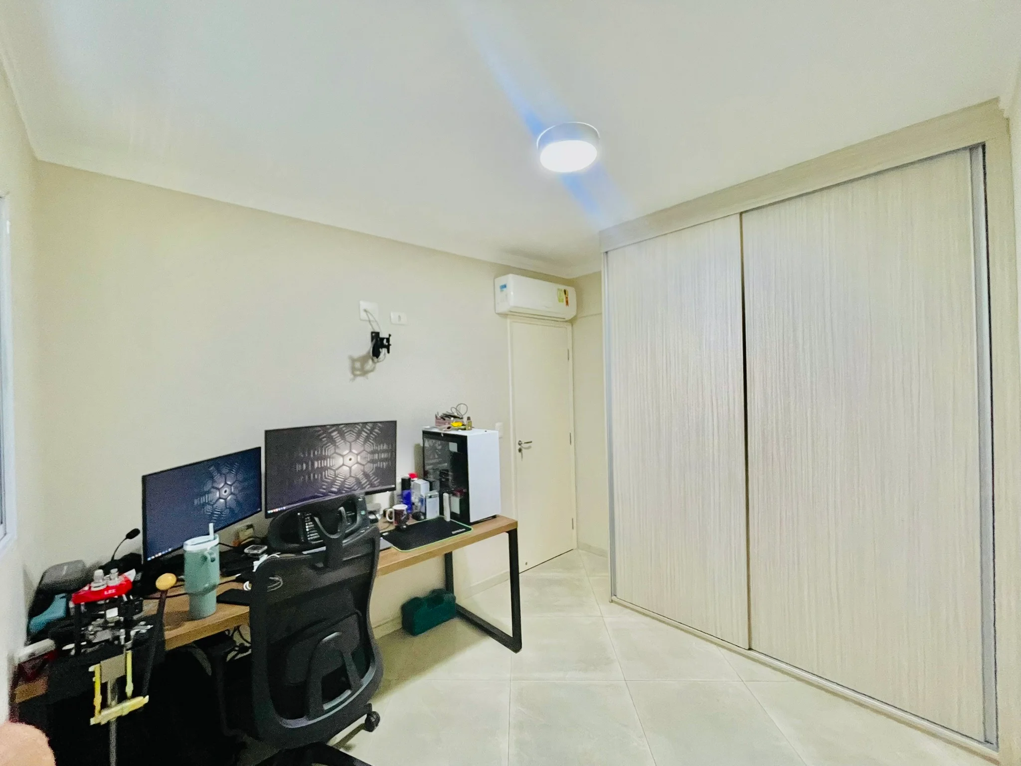 Apartamento à venda com 110 m² no Residencial Placere em Taubaté/SP.