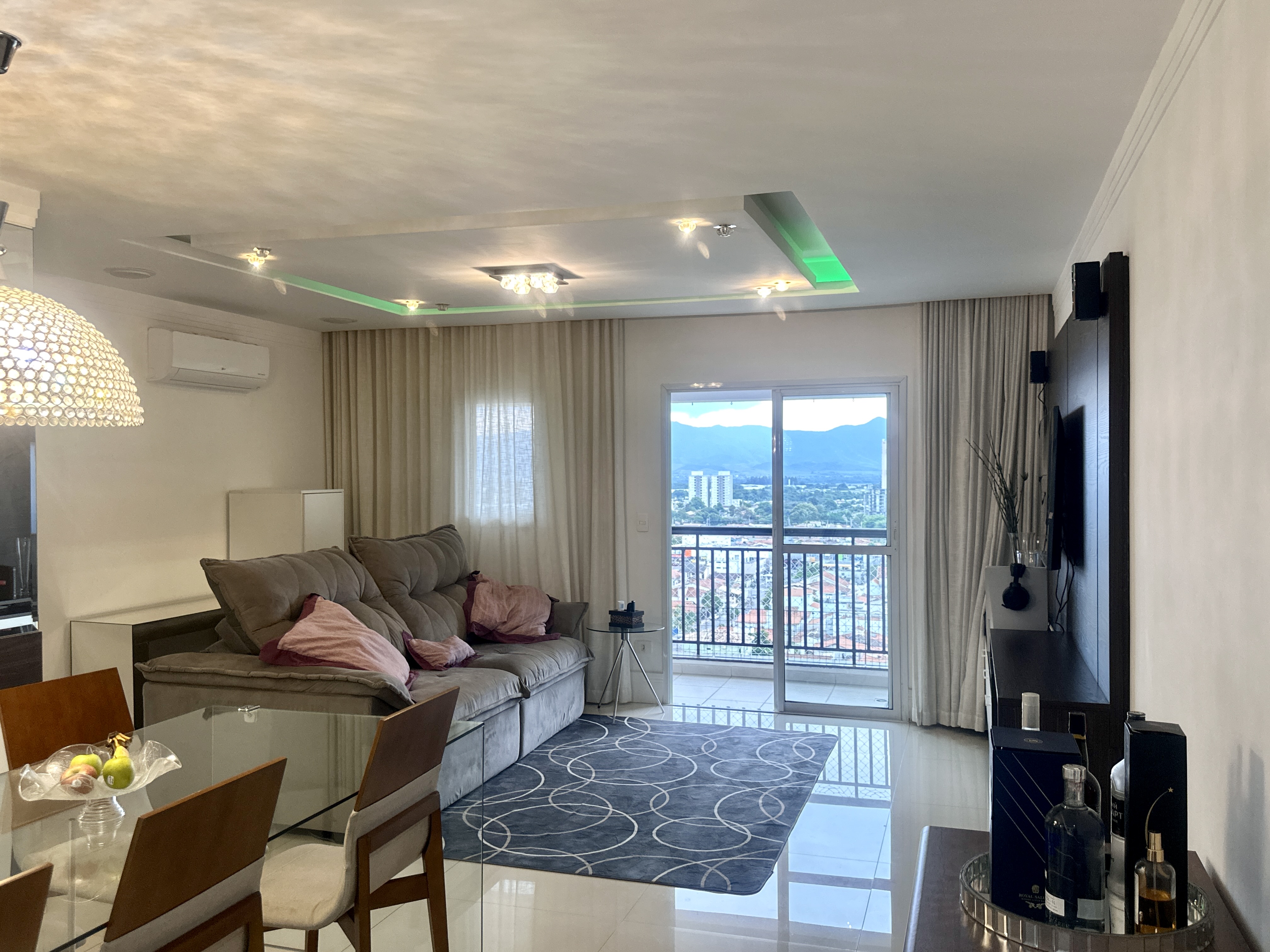 Apartamento à venda com 2 dormitórios, 82 m² no Condomínio Cyan Boulevard das Águas em Taubaté/SP.