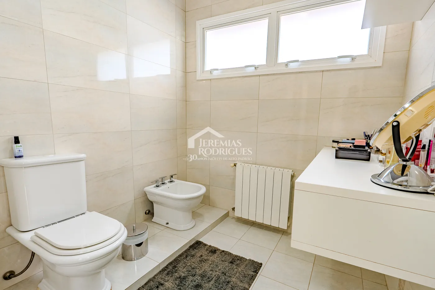 Casa à venda no Parque Pedra do Baú em Campos do Jordão/SP.