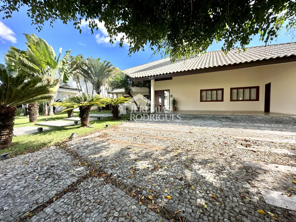 Casa com 4 quartos, 617 m² - Condomínio Taubaté Village - Taubaté/SP