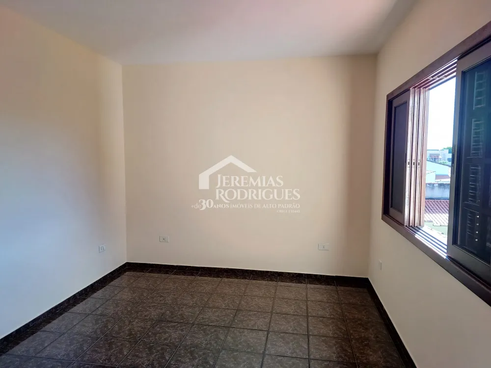 Casa com 3 quartos, 223 m², venda por R$670.000 - Campo Alegre - Pindamonhangaba/SP