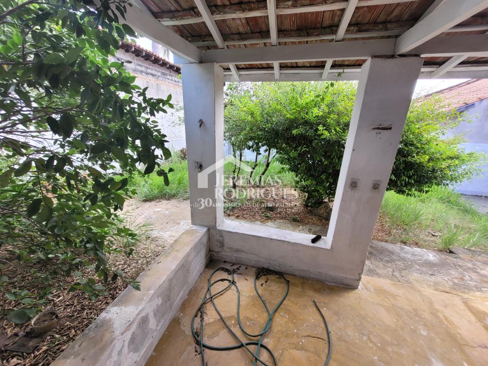 Casa com 3 dormitórios, 153 m² - Centro - Pindamonhangaba/SP