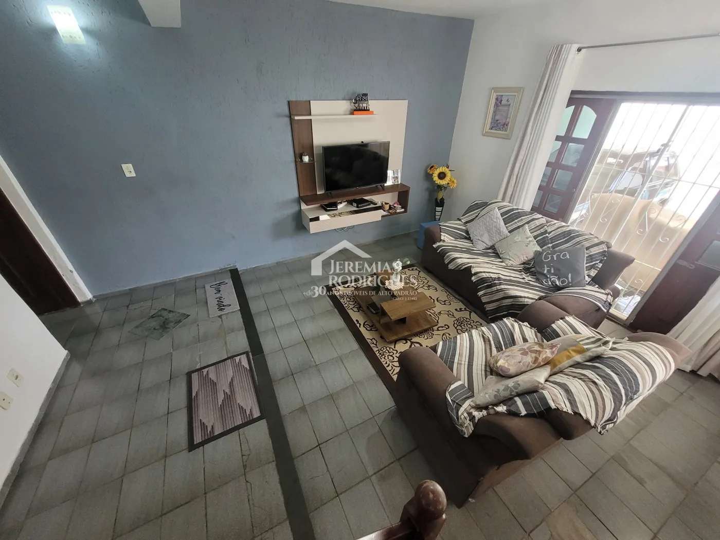 Casa para venda e locação com 3 dormitórios no bairro Bela Vista em Pindamonhangaba/SP
