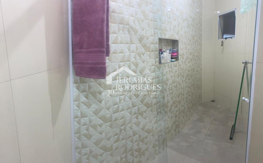 Casa à venda com 3 dormitórios no Condomínio Moema Ville em Pindamonhangaba/SP