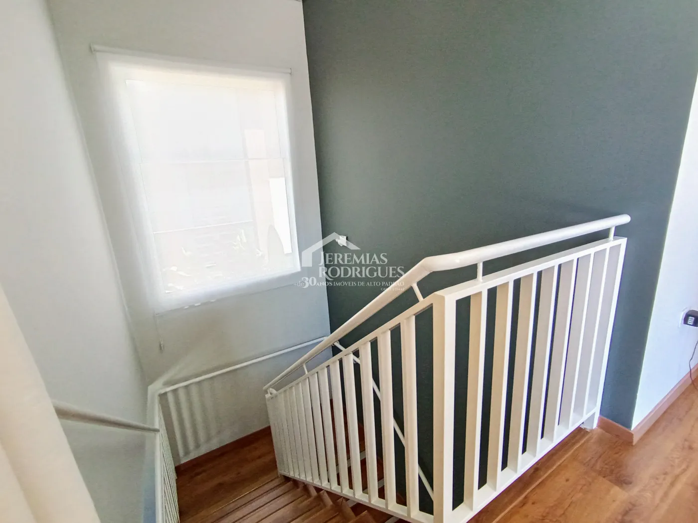 Casa à venda com 3 suítes no Condomínio Reserva dos Lagos em Pindamonhangaba/SP.