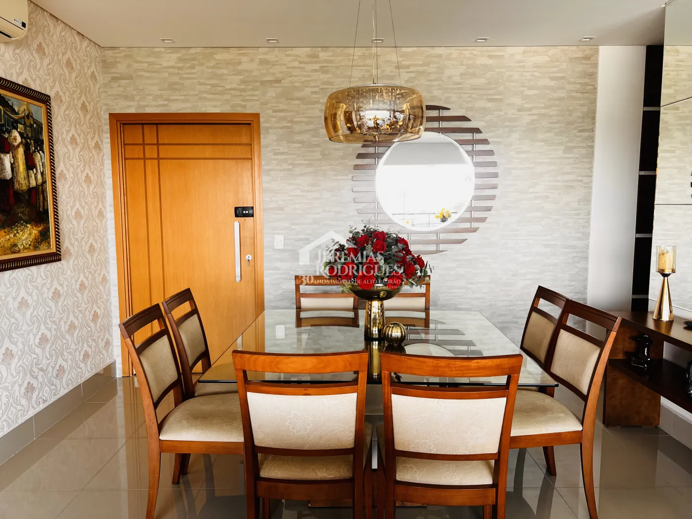 Apartamento para venda com 3 suítes no Condomínio Residencial Renaissance em Taubaté/SP
