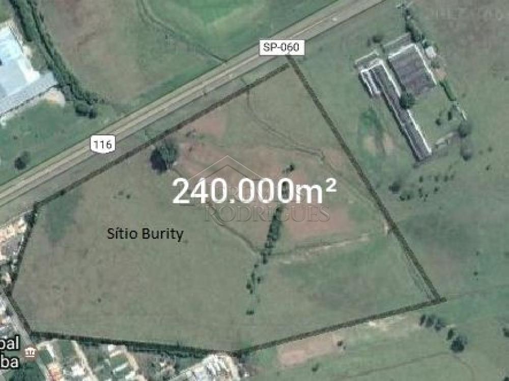 Área rural à venda com 123.247 m² no bairro Jardim Regina em Pindamonhangaba/SP.