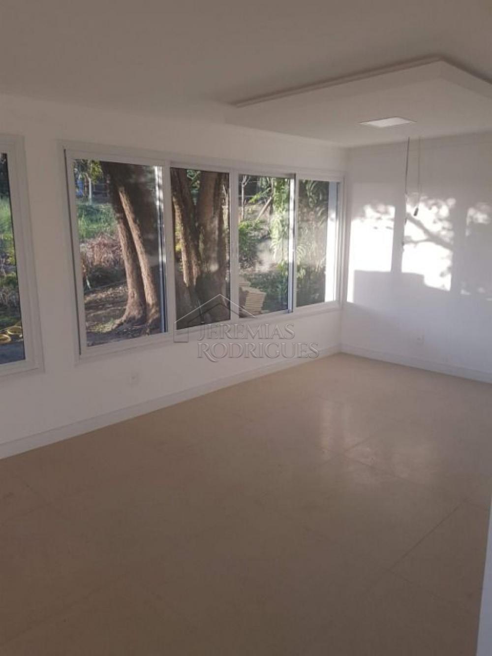 Casa espaçosa com 4 quartos, 320 m² - Condomínio Chácaras Cataguá - Taubaté/SP