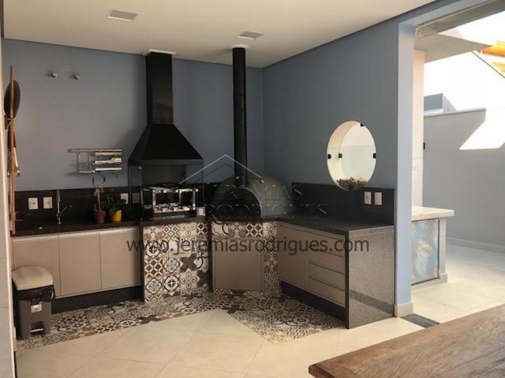 Casa à venda por R$ 1.300.000,00 - Taubaté/SP
