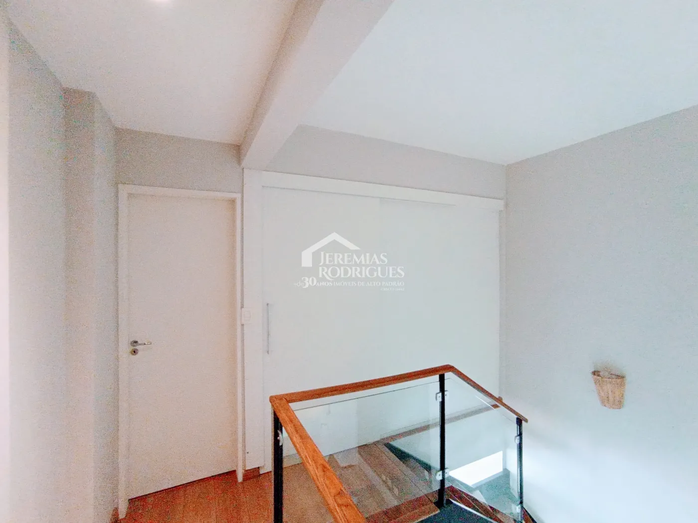 Apartamento duplex à venda com 3 dormitórios no Edifício Residencial Jabuticabeiras em Taubaté/SP