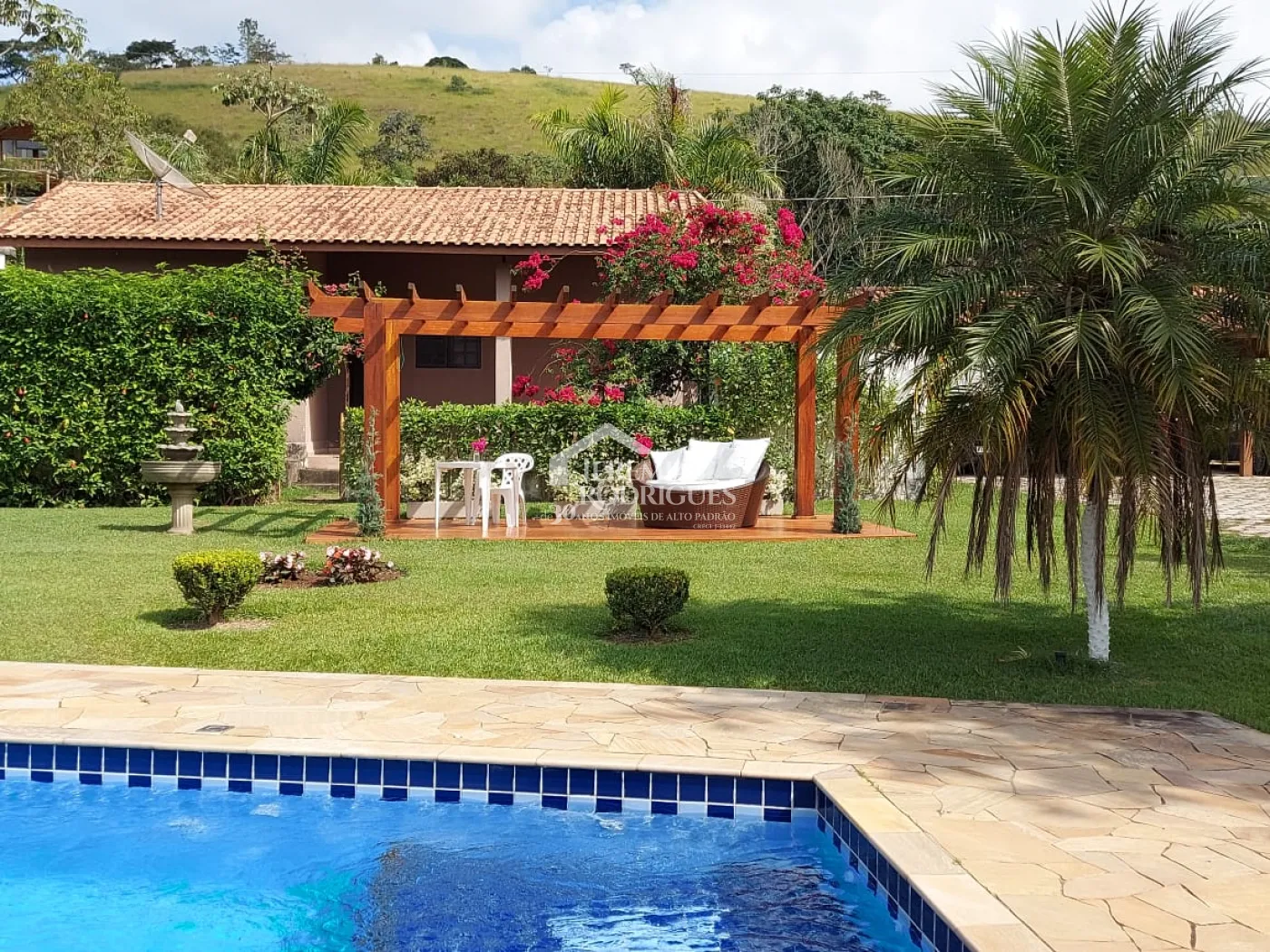Rural misto à venda por R$ 1.800.000,00 - Pindamonhangaba/SP