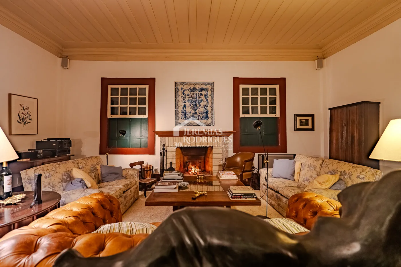 Fazenda à venda com 3.389.000,00 m² em Piraí/RJ.