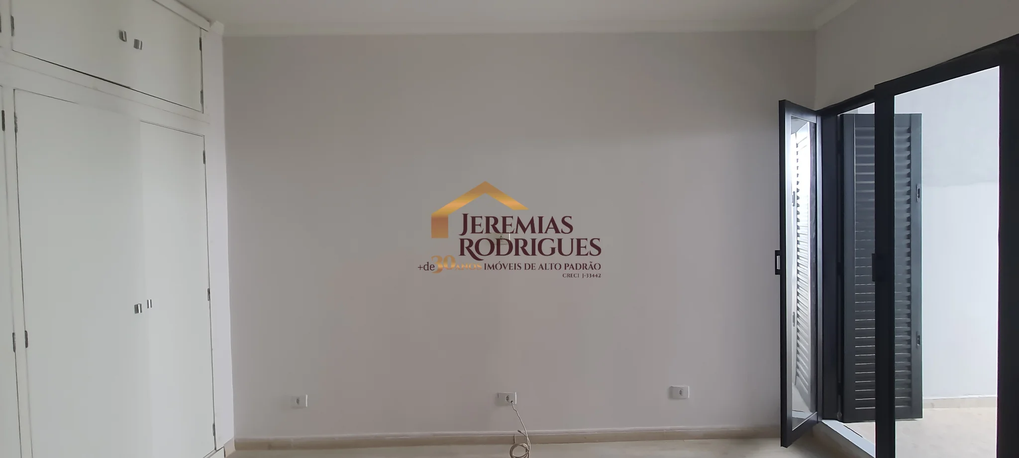 Casa á venda no Bairro Jardim Russi em Taubaté/SP. — foto 9