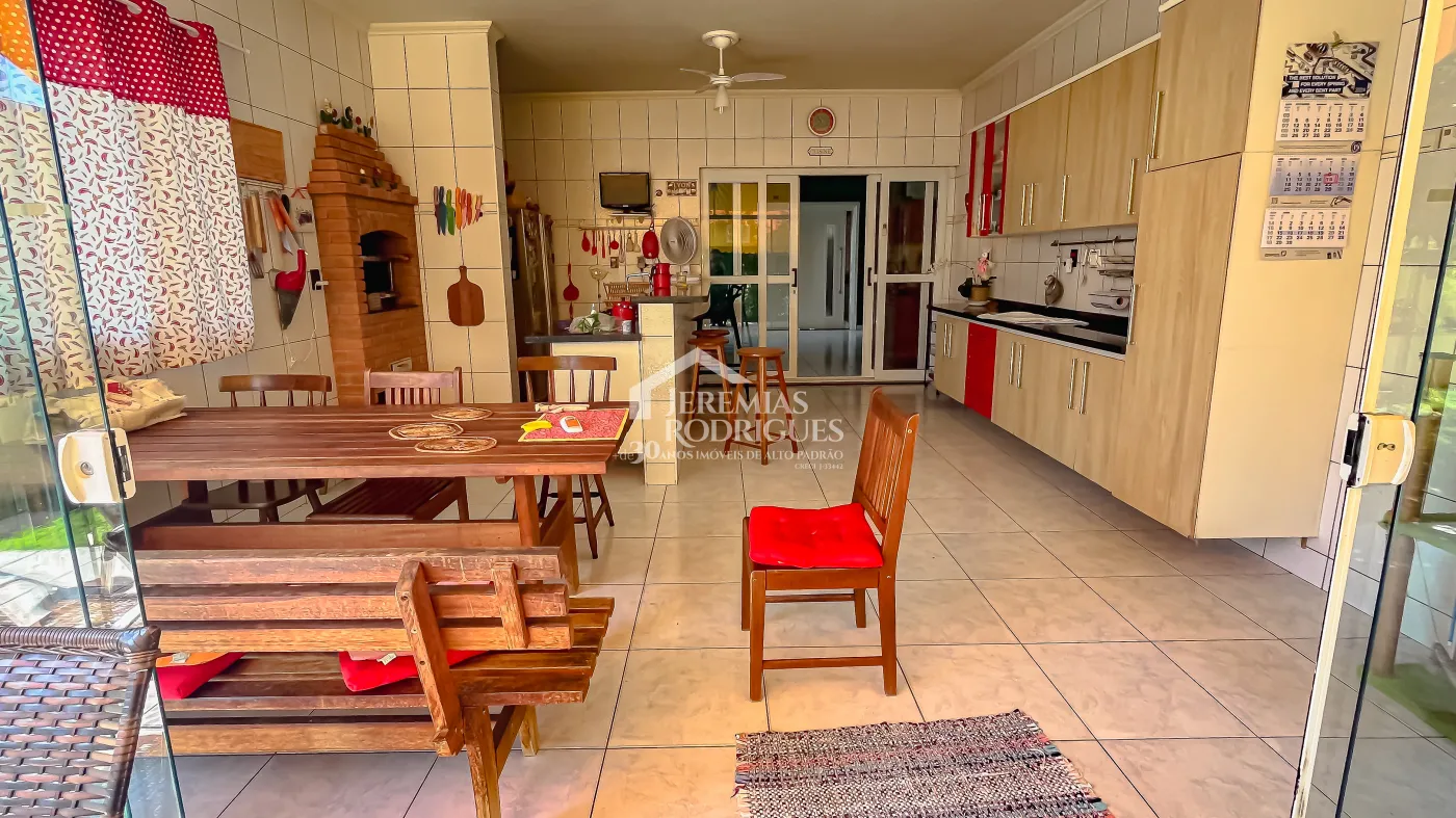 Casa com 2 quartos, 240 m² - Condomínio Real Ville - Pindamonhangaba/SP