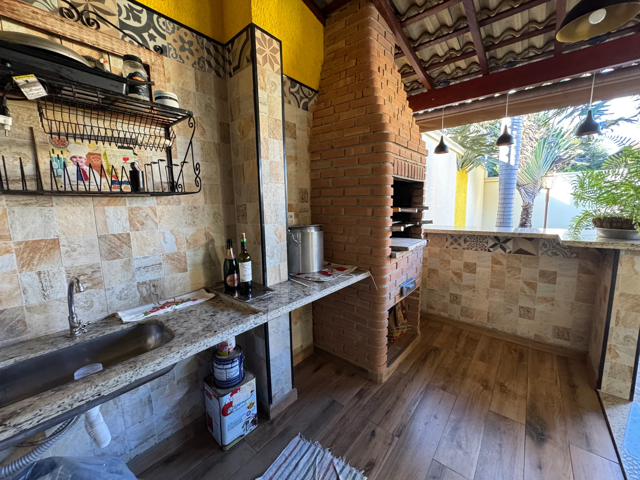 Casa à venda no bairro Jardim Residencial Doutor Lessa em Pindamonhangaba/SP. 