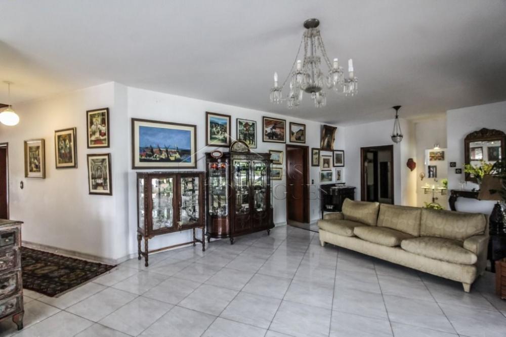 Casa à venda por R$ 2.000.000,00 - Tremembé/SP